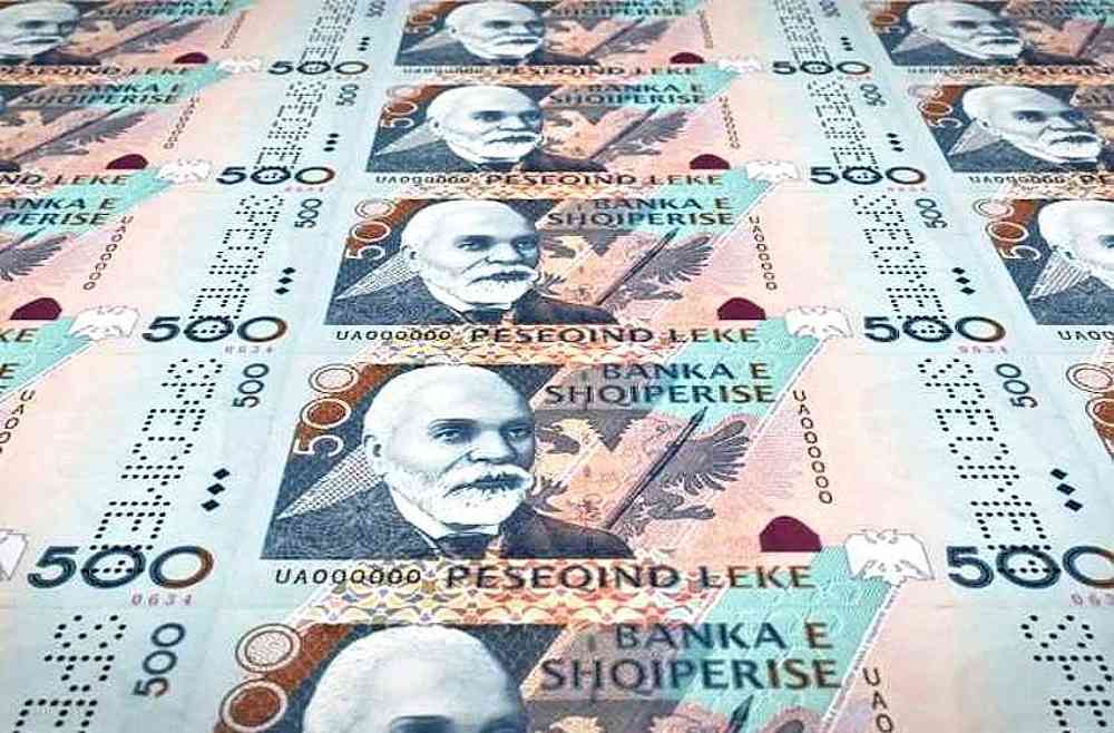 What currency is best to travel to Albania with?