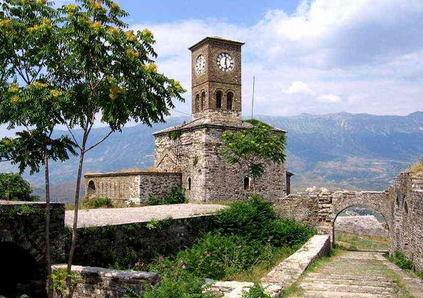 Gjirokaster - the city of a thousand steps