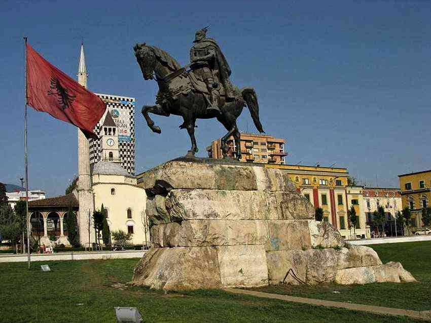The square is home to the famous monument to Skanderbeg, a national hero.