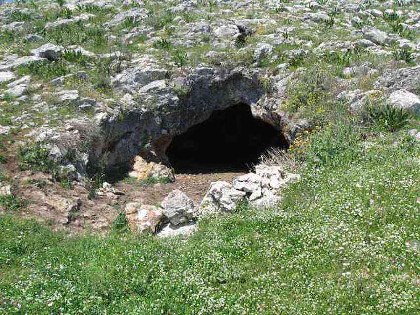 Konispol Caves