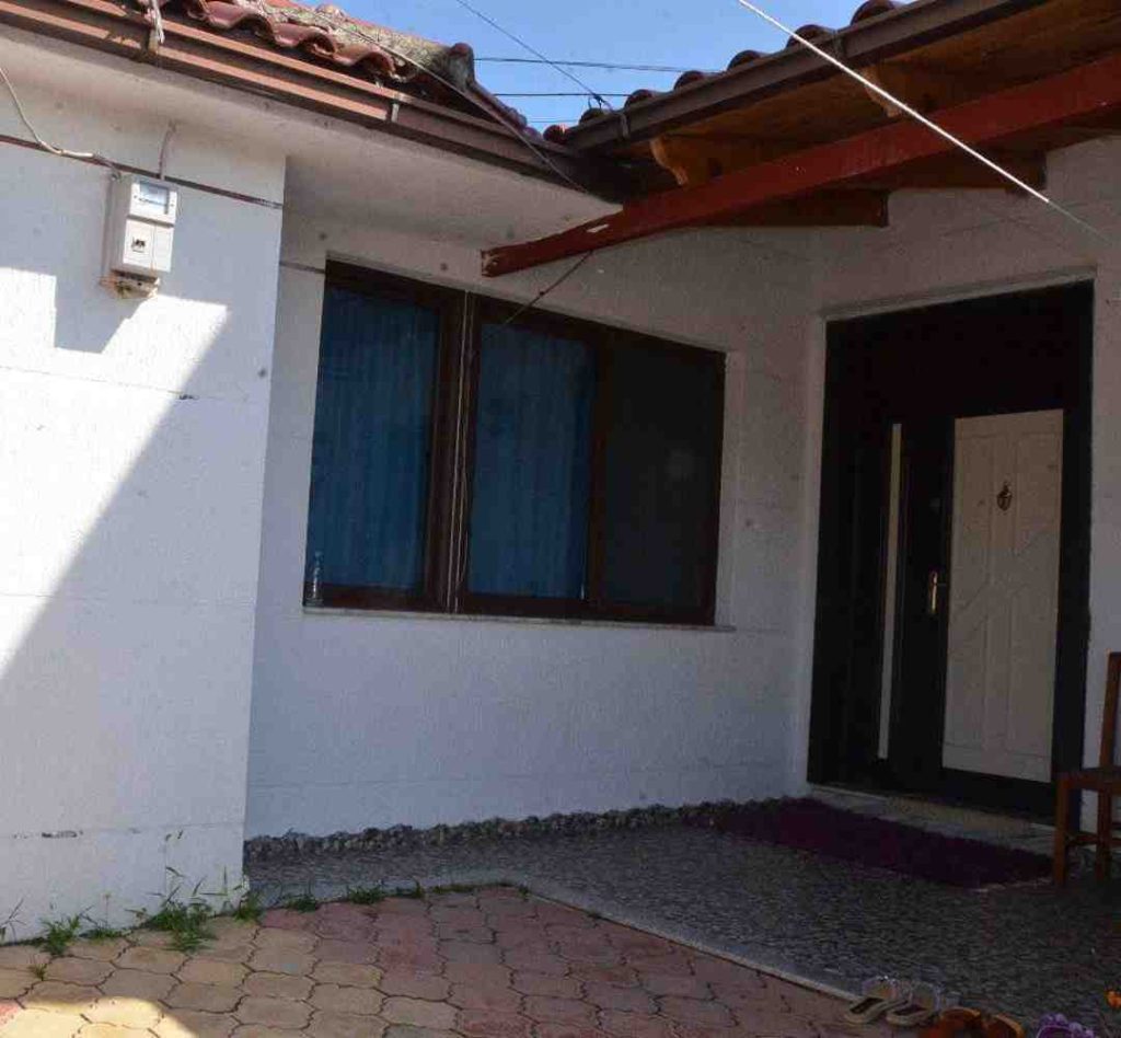 Private house in the town of Klos. 150m2
